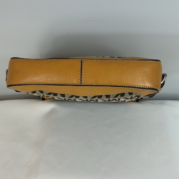 Michael Kors Brookville Large Signature Hobo Bag Purse with Yellow Leather - Picture 6 of 16